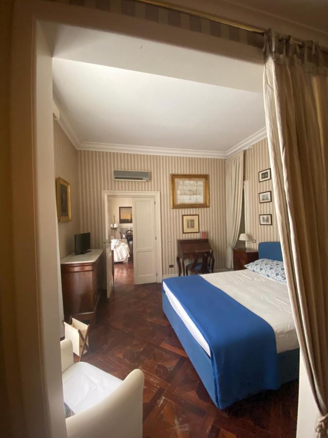 Royal Apartment In San Domenico Maggiore Neapel Exterior foto